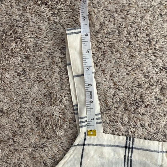 a new day cropped window pane linen blend top - Picture 5 of 8